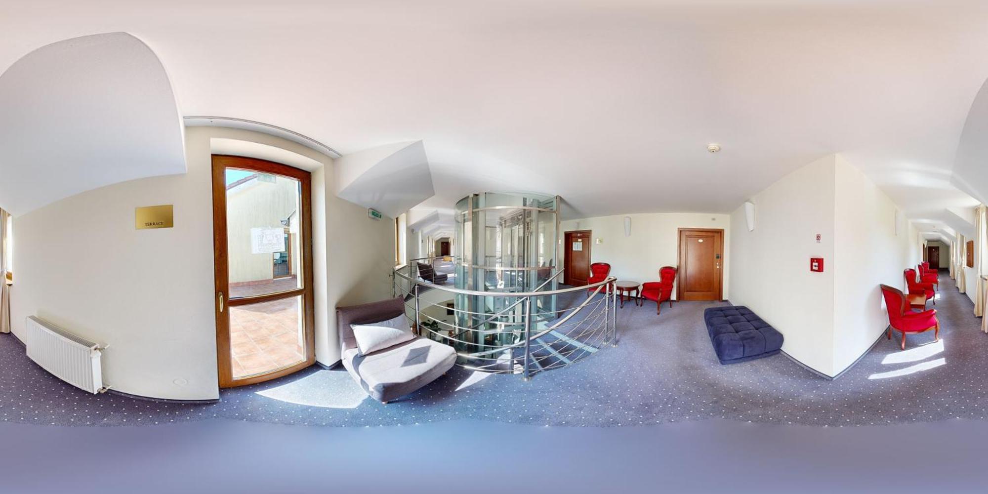 Hotel Hradna Brana Bratislava Buitenkant foto