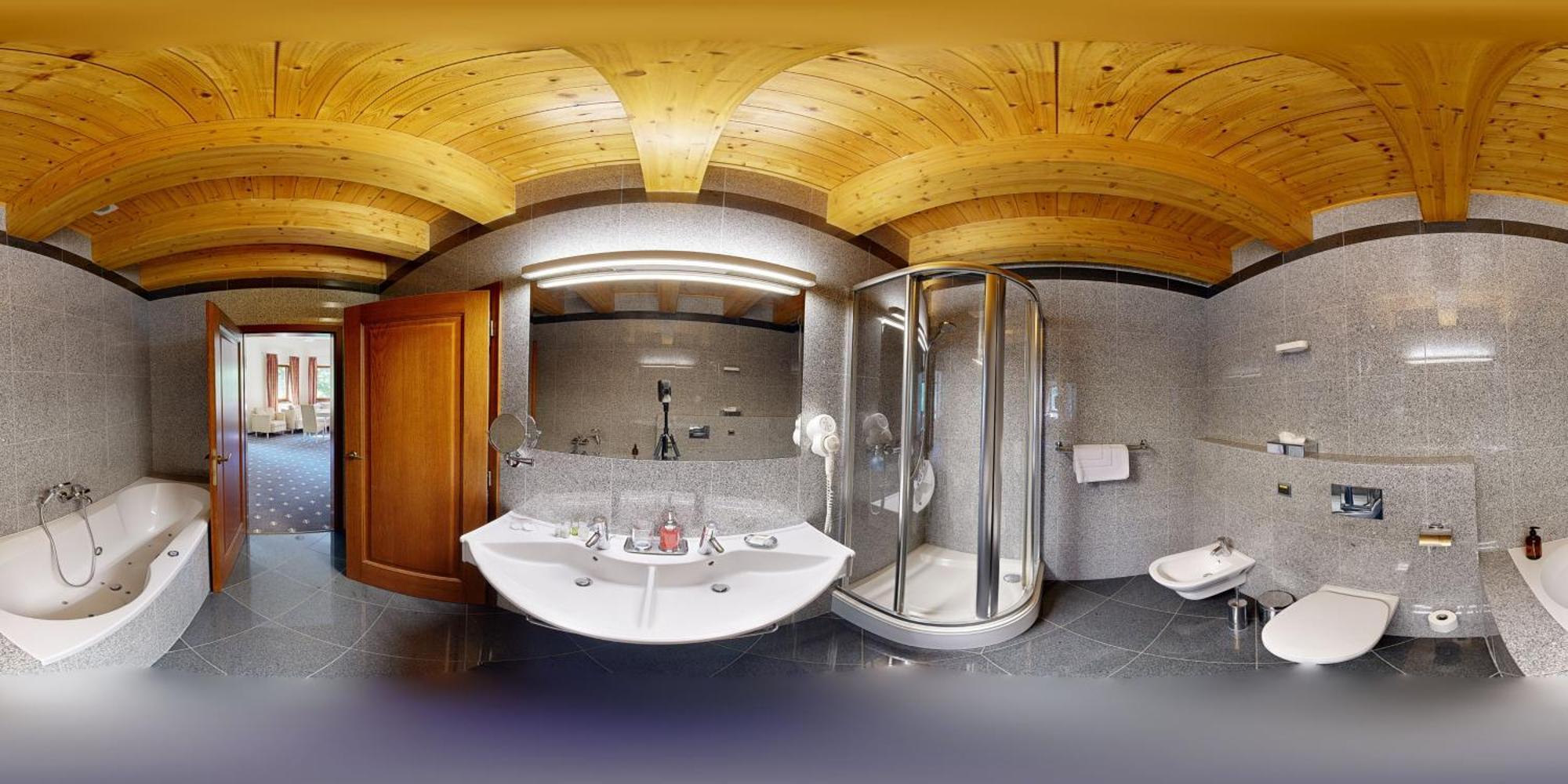 Hotel Hradna Brana Bratislava Buitenkant foto